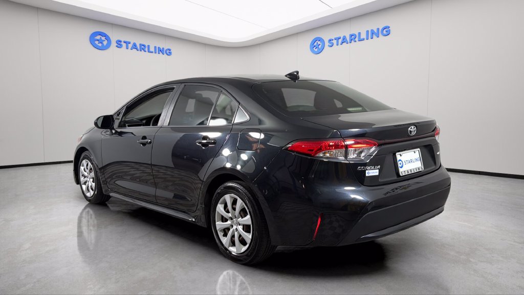 Used 2021 Toyota Corolla LE FWD image 5
