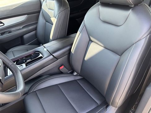 New 2025 Nissan Murano SL image 15