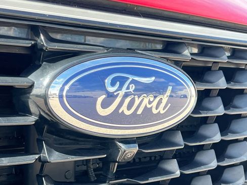 Used 2023 Ford Escape Platinum AWD/4WD image 13
