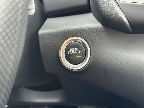 Certified 2023 GMC Terrain SLE w/ Driver Convenience Package image 32