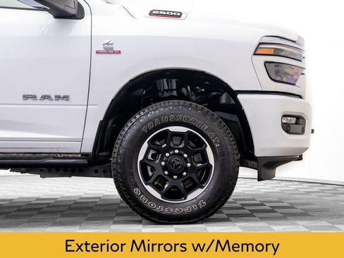 Used 2025 RAM 2500 Laramie image 31