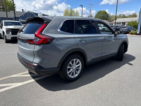 Used 2025 Honda CR-V EX-L image 5