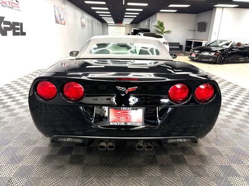 Used 2007 Chevrolet Corvette Convertible w/ Preferred Equipment Group RWD image 13