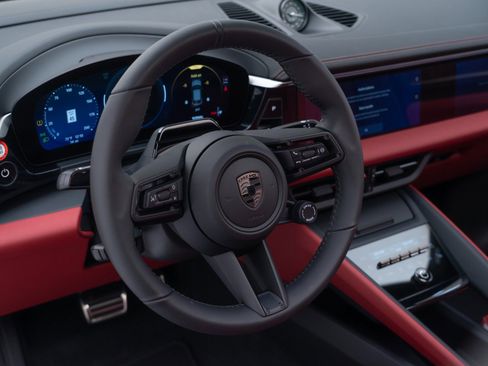 New 2026 Porsche Macan Turbo Electric AWD/4WD image 23