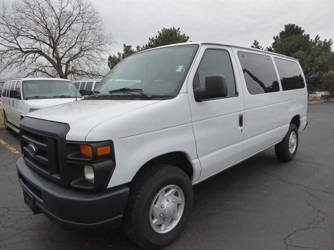 Used 2012 Ford E-350 and Econoline 350 XL w/ Interior Upgrade Pkg image 3