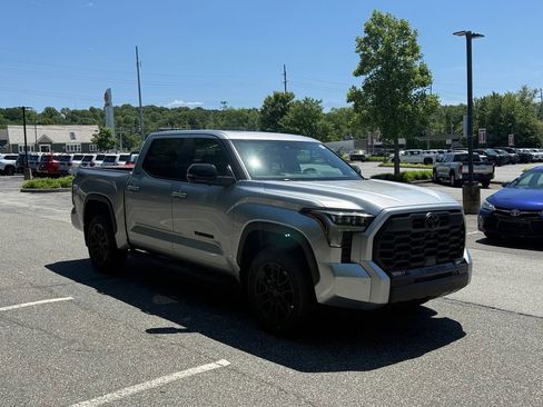 New 2026 Toyota Tundra Limited AWD/4WD image 10