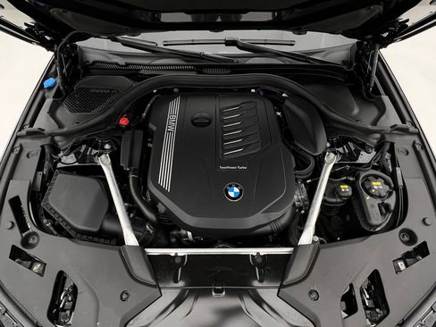 Certified 2023 BMW 540i xDrive w/ M Sport Package image 25