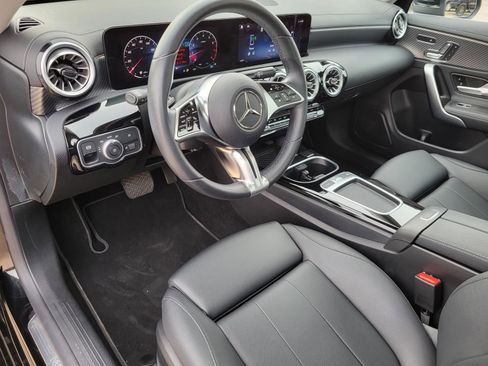 Used 2024 Mercedes-Benz CLA 250 4MATIC image 24