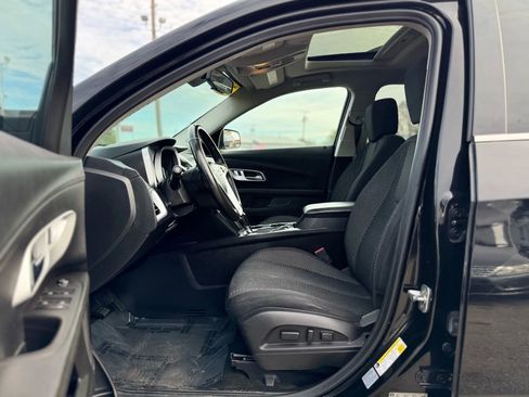 Used 2017 Chevrolet Equinox LT w/ Convenience Package image 18