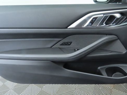 Used 2024 BMW 430i Coupe w/ M Sport Package RWD image 25