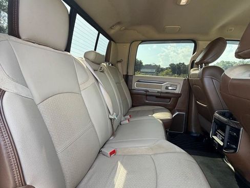 Used 2019 RAM 2500 Laramie AWD/4WD image 16