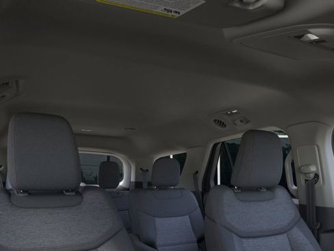 New 2026 Ford Explorer Active image 22