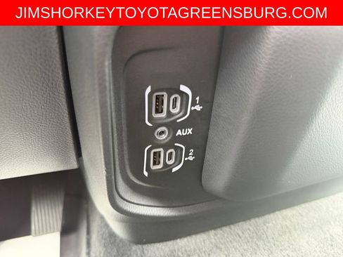 Used 2021 RAM 1500 Big Horn image 30