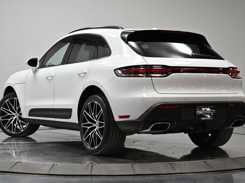 Used 2023 Porsche Macan image 17