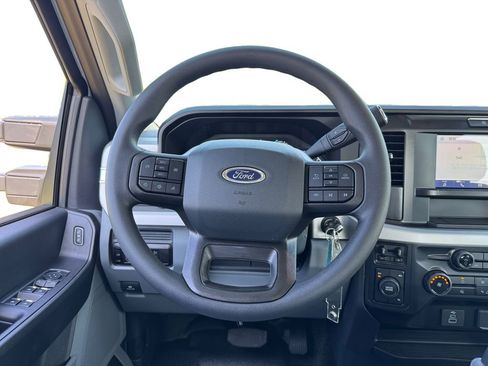 New 2025 Ford F550 4x4 Crew Cab Super Duty image 14