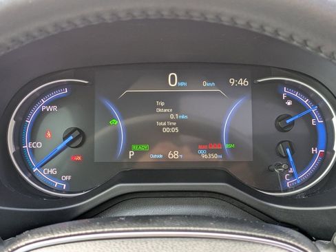 Used 2020 Toyota RAV4 XSE image 30