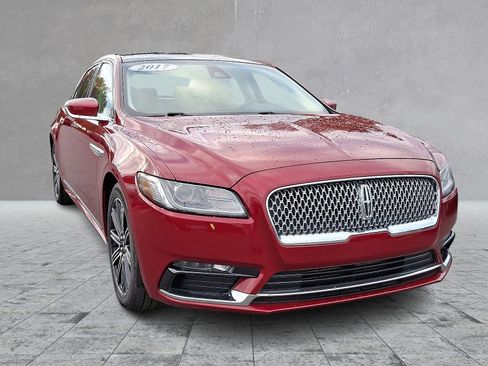 Used 2017 Lincoln Continental Reserve w/ Climate Package image 2