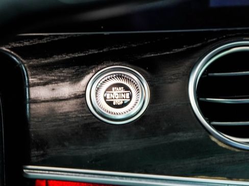Used 2018 Mercedes-Benz E 43 AMG 4MATIC Sedan image 39