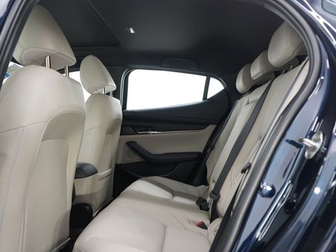 Used 2023 MAZDA MAZDA3 s image 18