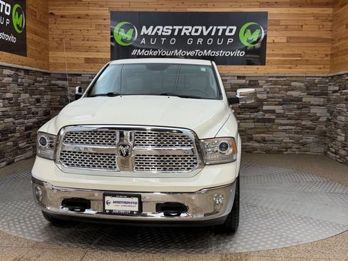Used 2017 RAM 1500 Laramie w/ Convenience Group AWD/4WD image 8