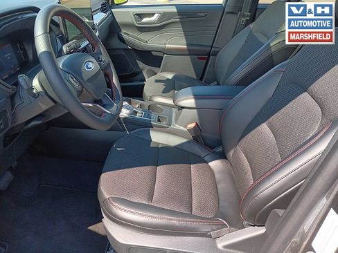 Used 2026 Ford Escape ST-Line w/ Tech Pack #1 AWD/4WD image 19