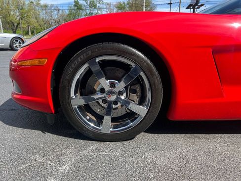 Used 2010 Chevrolet Corvette Convertible w/ Preferred Equipment Group RWD image 23