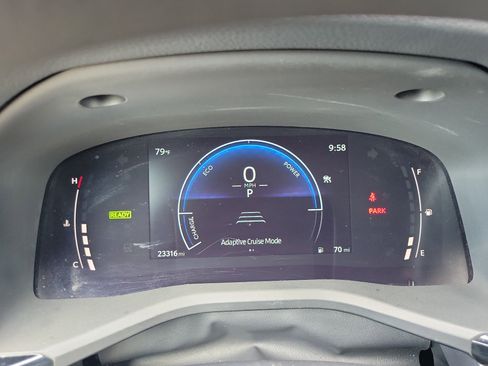 Used 2025 Toyota Camry LE image 22