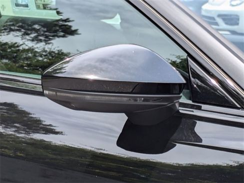 Used 2025 Audi A6 Premium Plus image 12