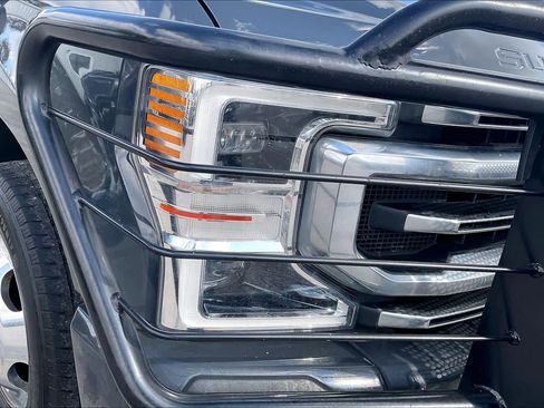 Used 2021 Ford F350 Platinum image 25