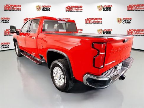 Used 2024 Chevrolet Silverado 3500 LTZ w/ LTZ Convenience Package image 2