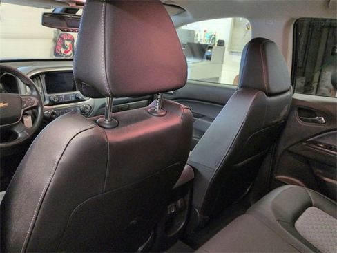 Used 2022 Chevrolet Colorado Z71 image 28