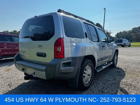Used 2015 Nissan Xterra S w/ Value Package RWD image 3