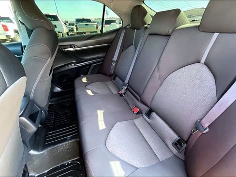 Used 2023 Toyota Camry LE image 19
