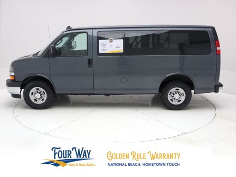 Used 2017 Chevrolet Express 2500 LS RWD image 7