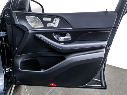 Certified 2025 Mercedes-Benz GLE 350 4MATIC image 25