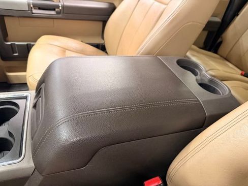 Used 2016 Ford F250 Lariat w/ Chrome Package AWD/4WD image 39