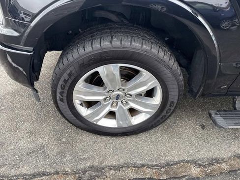 Used 2019 Ford F150 Platinum image 10