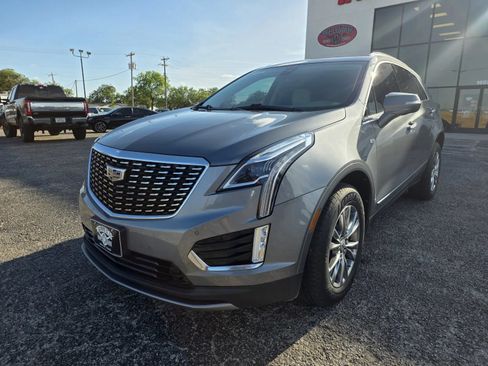 Used 2021 Cadillac XT5 Premium Luxury w/ LPO, Floor Liner Package FWD image 3