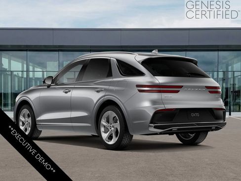 Used 2026 Genesis GV70 2.5T Advanced AWD/4WD image 6