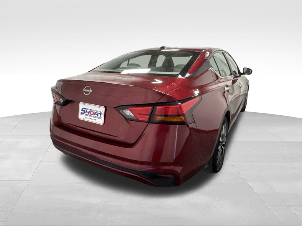 Used 2025 Nissan Altima 2.5 SV FWD image 7