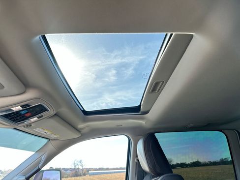 Used 2025 RAM 2500 Limited image 21