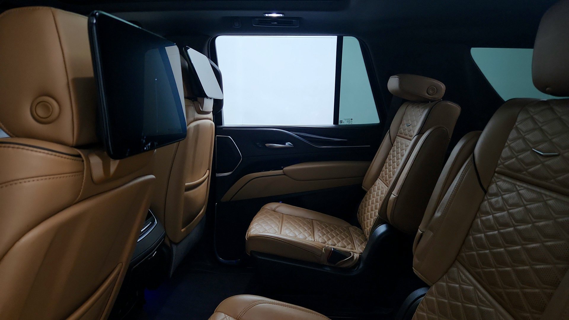 Used 2023 Cadillac Escalade Sport w/ Touring Package AWD/4WD image 24