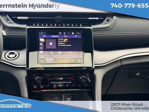 Used 2025 Jeep Grand Cherokee Laredo X AWD/4WD image 7
