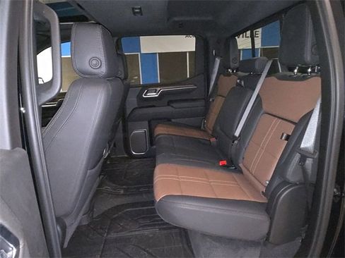 Used 2025 Chevrolet Silverado 1500 High Country w/ High Country Premium Package image 23