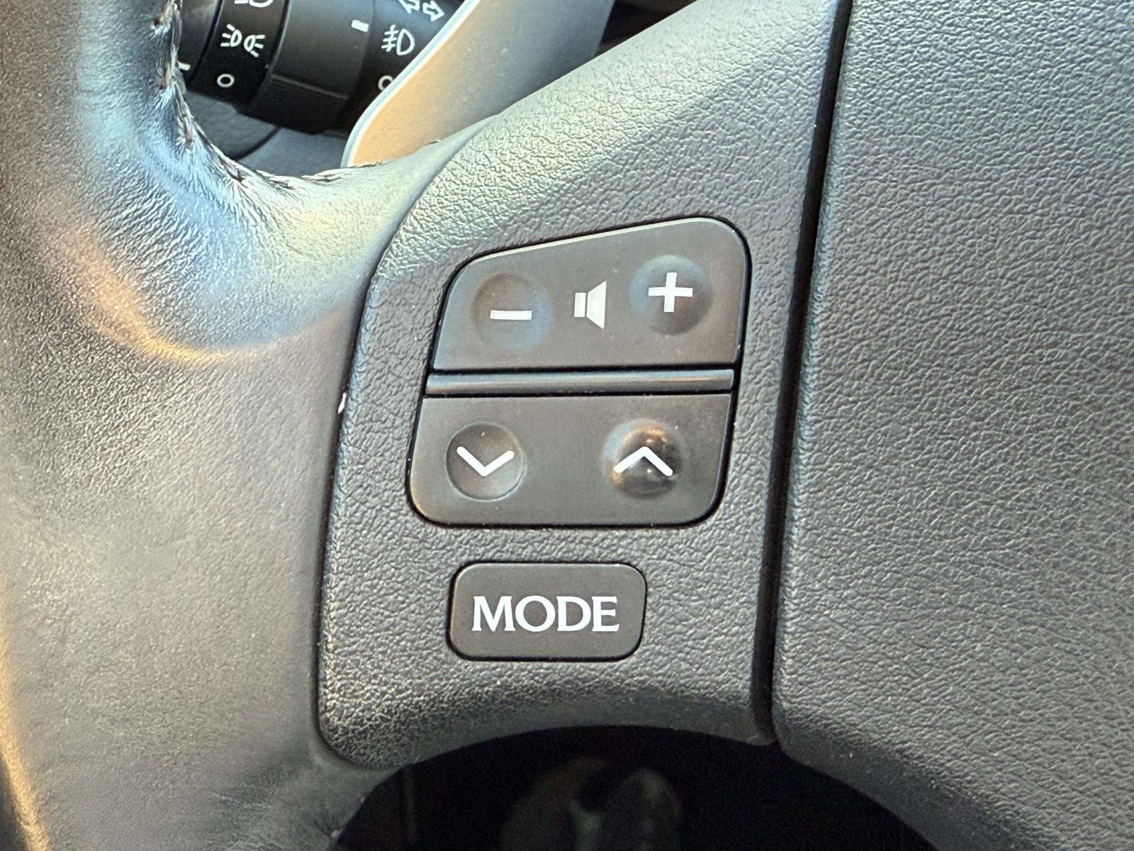 Used 2010 Lexus IS 350C RWD image 22