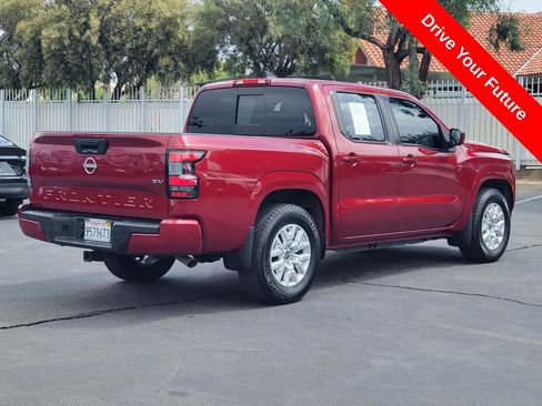 Used 2023 Nissan Frontier SV w/ SV Convenience Package RWD image 4