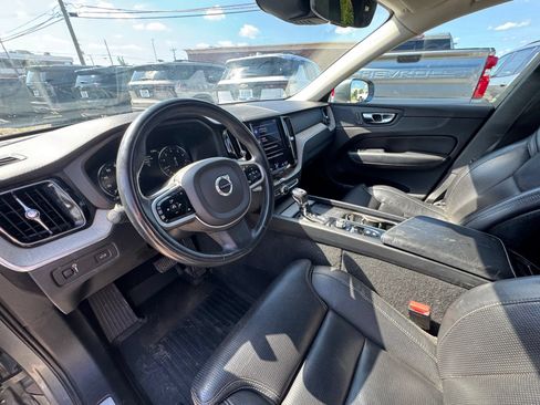 Used 2021 Volvo XC60 T5 Inscription w/ Protection Package Premier AWD/4WD image 16