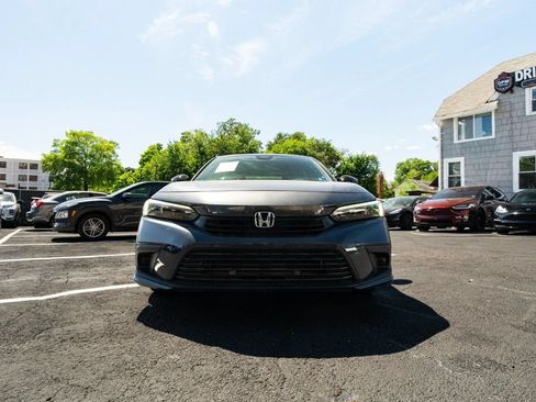 Used 2022 Honda Civic Sport image 9