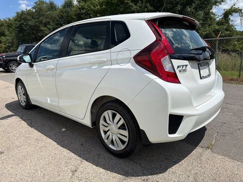 Used 2017 Honda Fit LX image 4