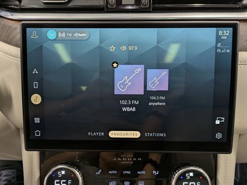 Used 2021 Jaguar F-PACE S image 12